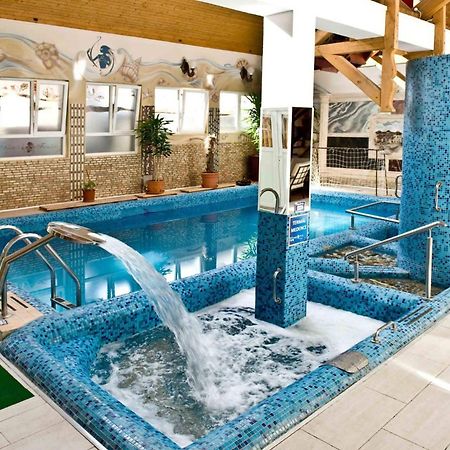 Castle Wellness Resort Sosto Nyiregyhaza Ngoại thất bức ảnh