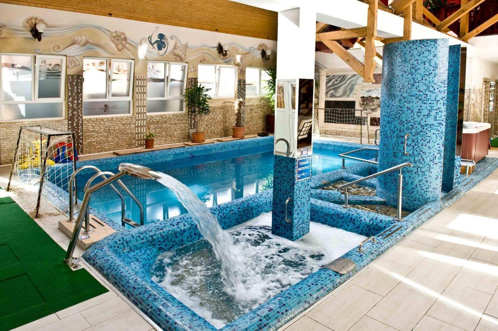 Castle Wellness Resort Sosto Nyiregyhaza Ngoại thất bức ảnh